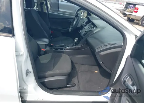 2015 Ford Focus Se из США, поврежденный, VIN 1FADP3K21FL223089